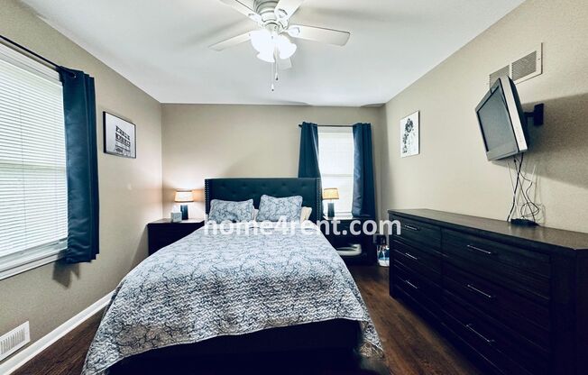 3 beds, 2 baths, $2,249