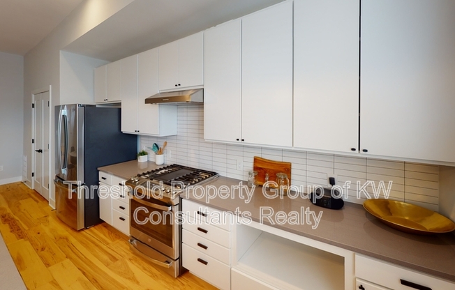 1159 N 4 ST