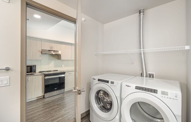 1 bed, 1 bath, $1,600, Unit Unit B516