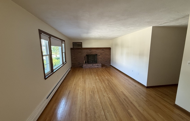30 WOODLEIGH RD
