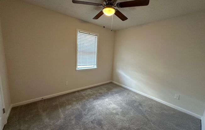 2 beds, 1 bath, $850