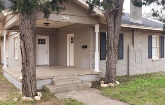 3 beds, 2 baths, $1,375