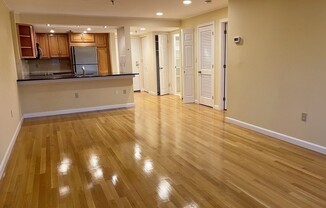 1 bed, 1 bath, 720 sqft, $3,400, Unit 405