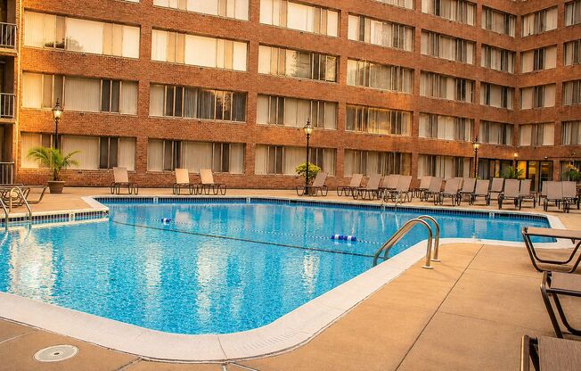 Studio, 1 bath, 460 sqft, $2,550, Unit 0219