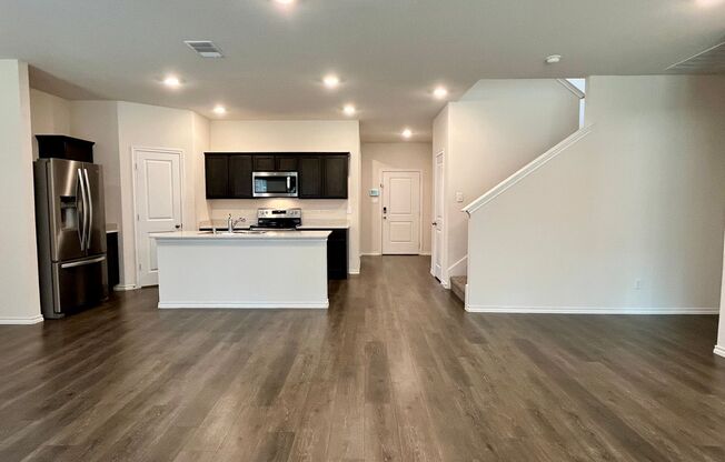 2304 Lattimore