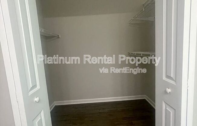 4 beds, 2.5 baths, 2,959 sqft, $2,695