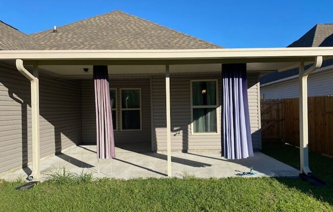 3 beds, 2 baths, $1,950