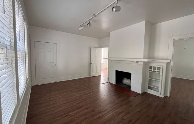 3bed/1bath Duplex on West Campus