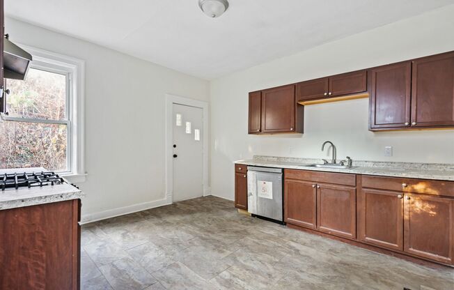 Newly renovated 3 bedroom 1 bath in Mt. Oliver