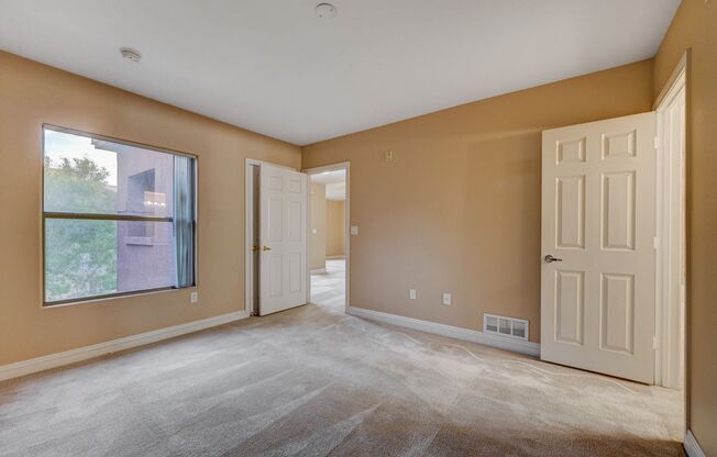 2 beds, 2 baths, 1,036 sqft, $1,500, Unit Badura Ave W. 8000 #2082