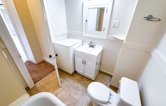 Studio, 1 bath, 455 sqft, $1,395, Unit 1519-304