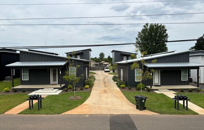 Cottages on 30th Avenue E