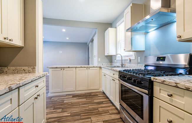 (Lease-up Only) Thirteenth St N 855