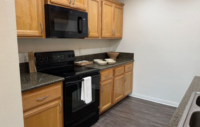 3 beds, 2 baths, 1,166 sqft, $3,235, Unit 502