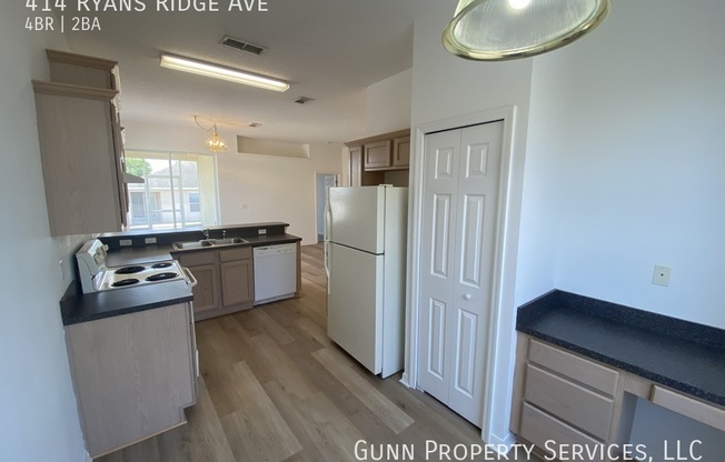 414 RYANS RDG AVE