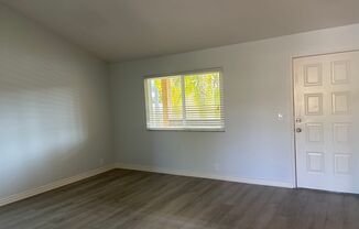 2 beds, 2 baths, 900 sqft, $2,595