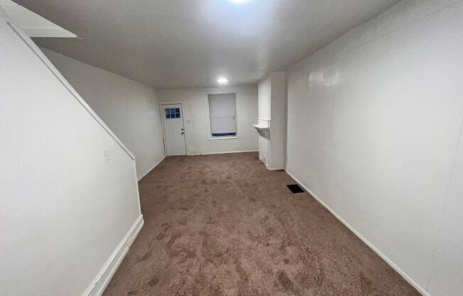 3 beds, 1 bath, $1,395