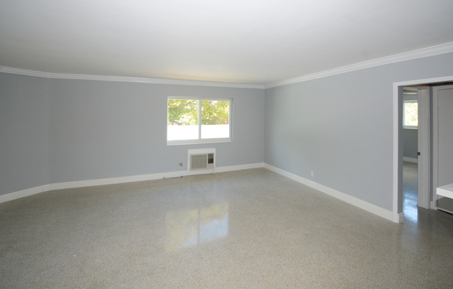 2 beds, 1 bath, $1,600, Unit 1