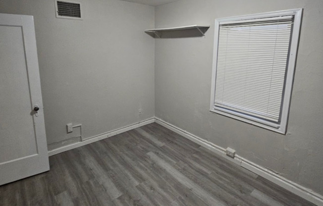 2 beds, 1 bath, $950