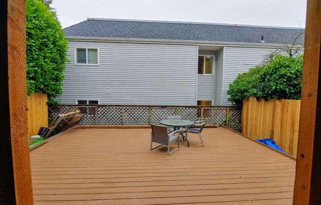 Oversized Private Patio and Parking on Queen Anne- 1 Bedroom with Office Space