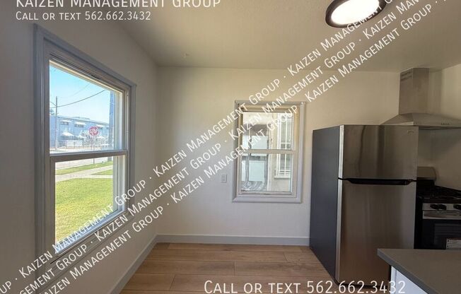 160 W HILLCREST BLVD