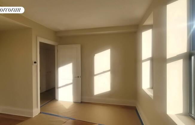 3 beds, 3 baths, $14,000, Unit PHD