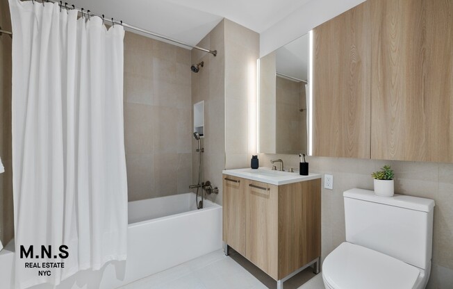 2 beds, 2 baths, $4,897, Unit 814