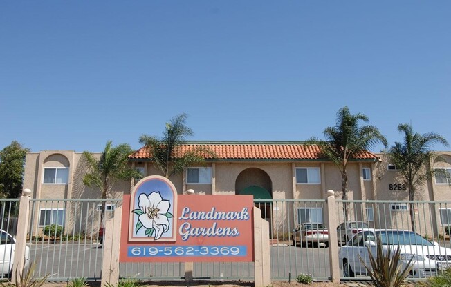 2 beds, 1 bath, 704 sqft, $1,995, Unit 202