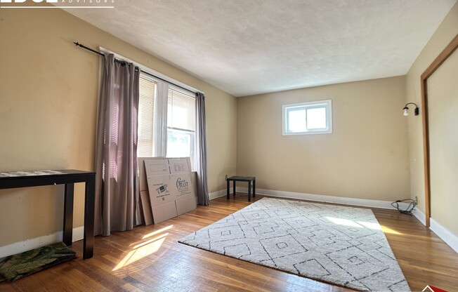 82 Beechcroft St Apt 2
