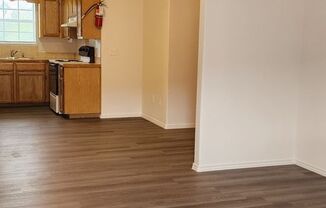 2 beds, 1 bath, $825, Unit Apt. 25