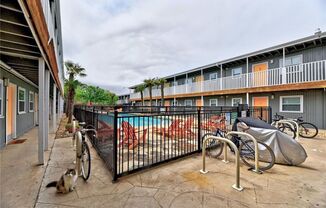 2 beds, 1 bath, $1,500, Unit Unit 108
