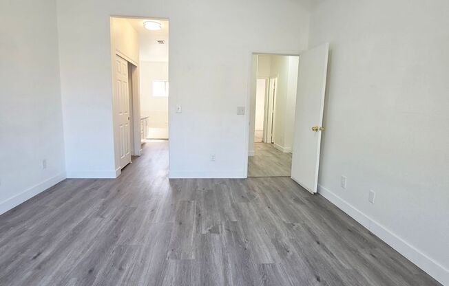 3 beds, 3 baths, $1,850, Unit Unit 1015 UNIT B BLDG 7