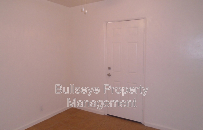 303 W HIGHLAND AVE
