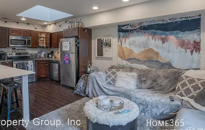1806 W Montgomery Ave