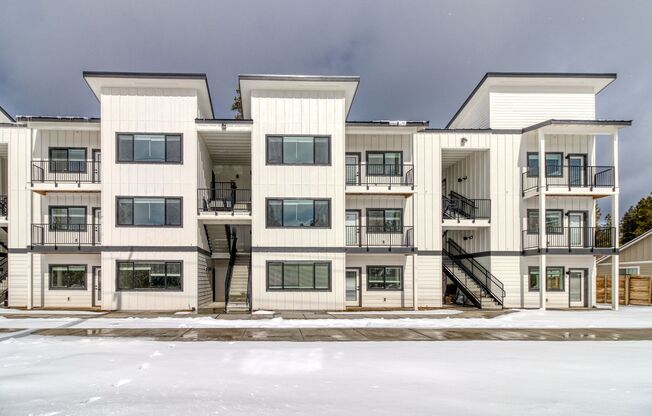 Finley Butte Apartments