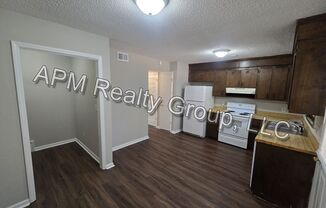 2 beds, 1.5 baths, $1,095