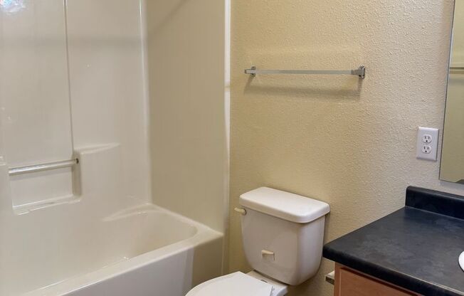 2 beds, 2 baths, 894 sqft, $1,245, Unit 627-309