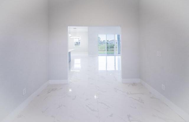 337 RANCHO AVE