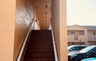 7965 W 30 CT