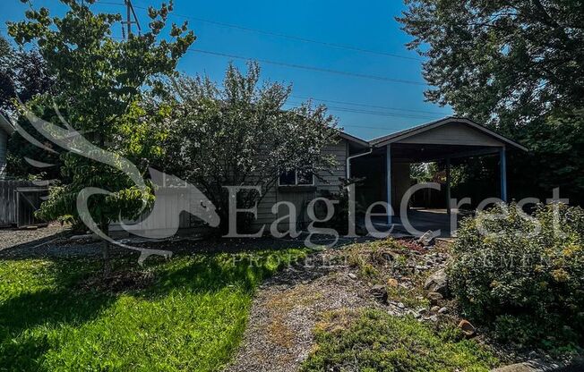 Charming 3-Bedroom Home in College Place, WA