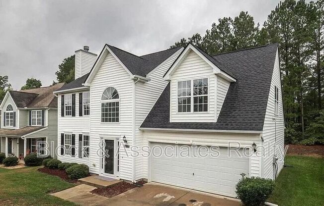 701 HOLLY THORN TRCE