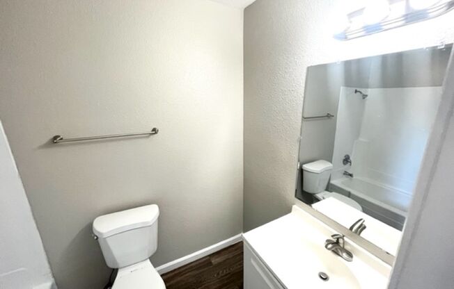 1 bed, 1 bath, 650 sqft, $1,950, Unit 21