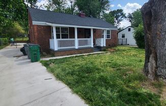 Remodeled 3BR home minutes from Uptown Charlotte