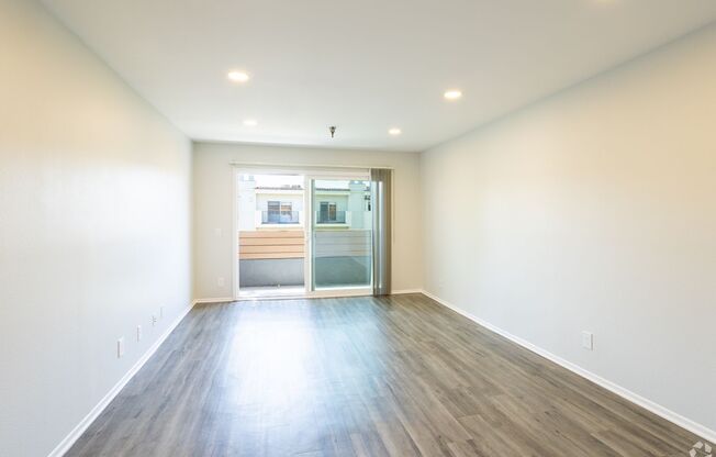2 beds, 2 baths, 1,200 sqft, $3,198, Unit 301