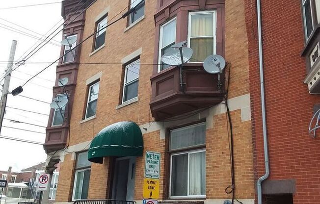 25 27 S 10 ST