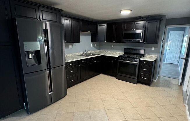 2 beds, 2 baths, $1,800