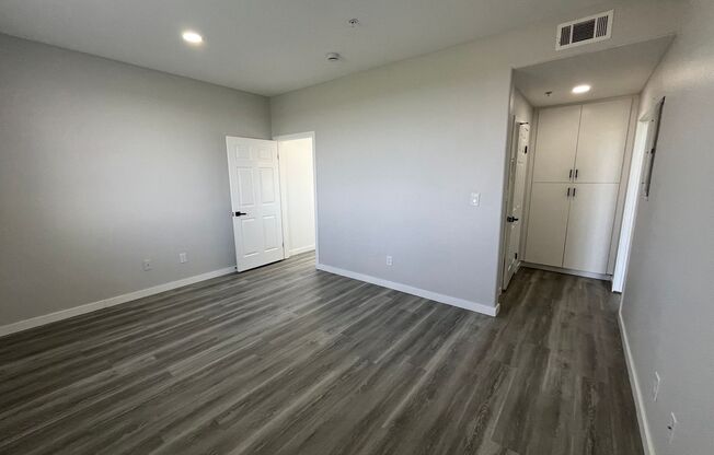 3 beds, 2 baths, 1,450 sqft, $3,998, Unit 301