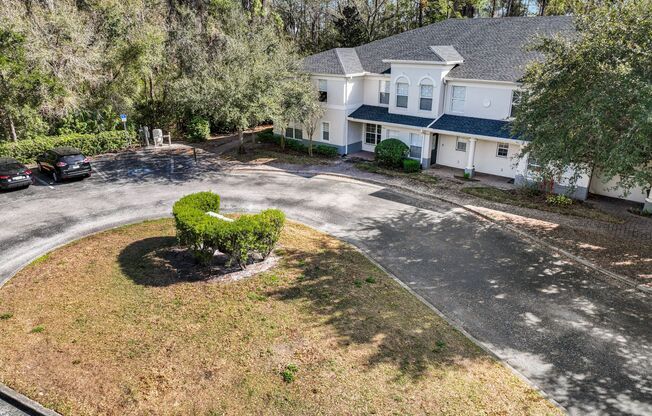 Charming Townhouse in Westchase