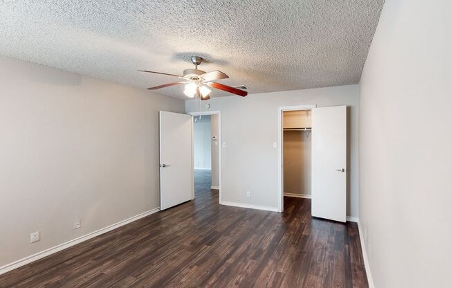1 bed, 1 bath, 950 sqft, $919