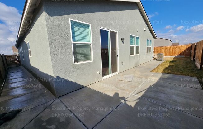 4 beds, 2 baths, $2,350